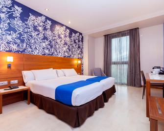 Hotel Gran Bilbao - בילבאו - חדר שינה