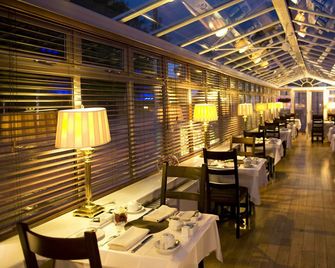 Aaron Lodge Guest House - إدنبرغ - مطعم