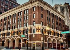 12 Best Hotels In Detroit Hotels From 39 Night Kayak