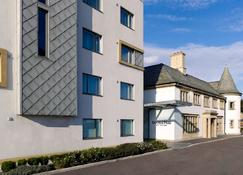 DoubleTree by Hilton London Heathrow Airport - Hounslow - Building