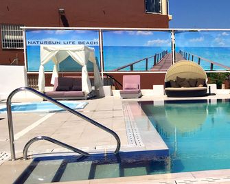Hotel Natursun - Torremolinos - Pool