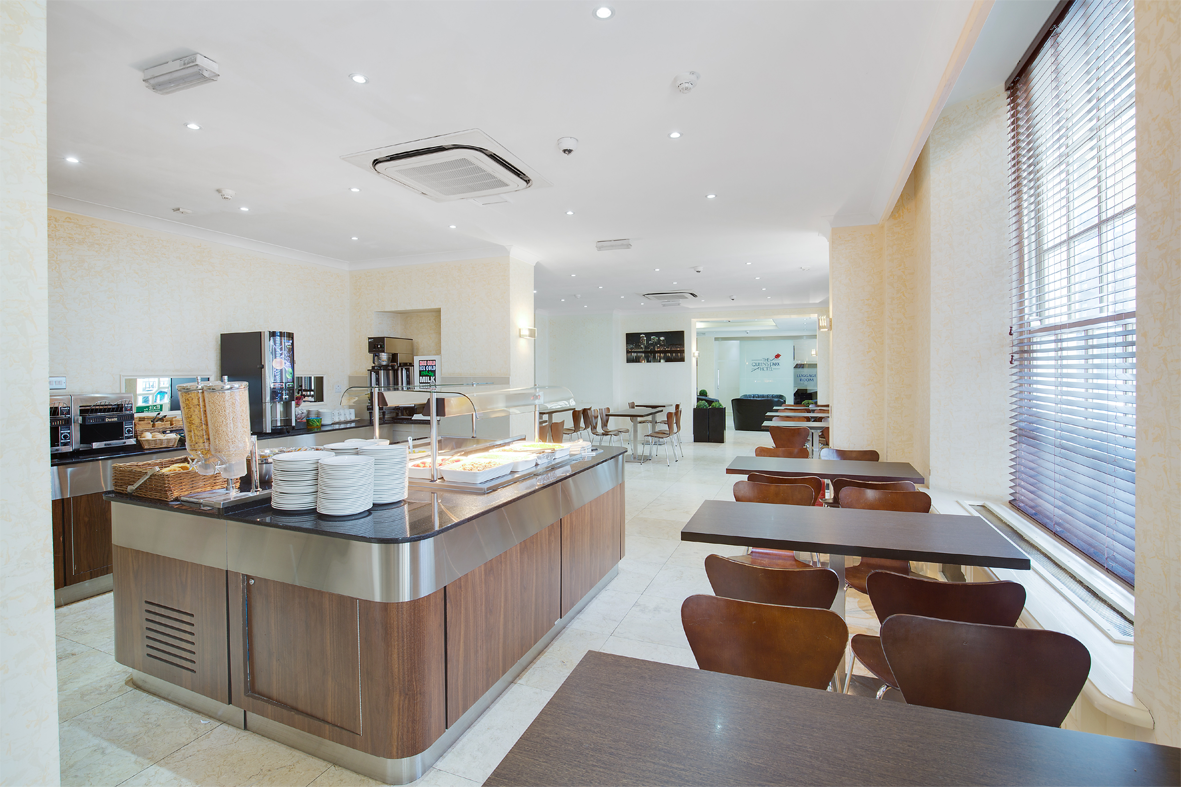 فندق كوينز بارك لندن