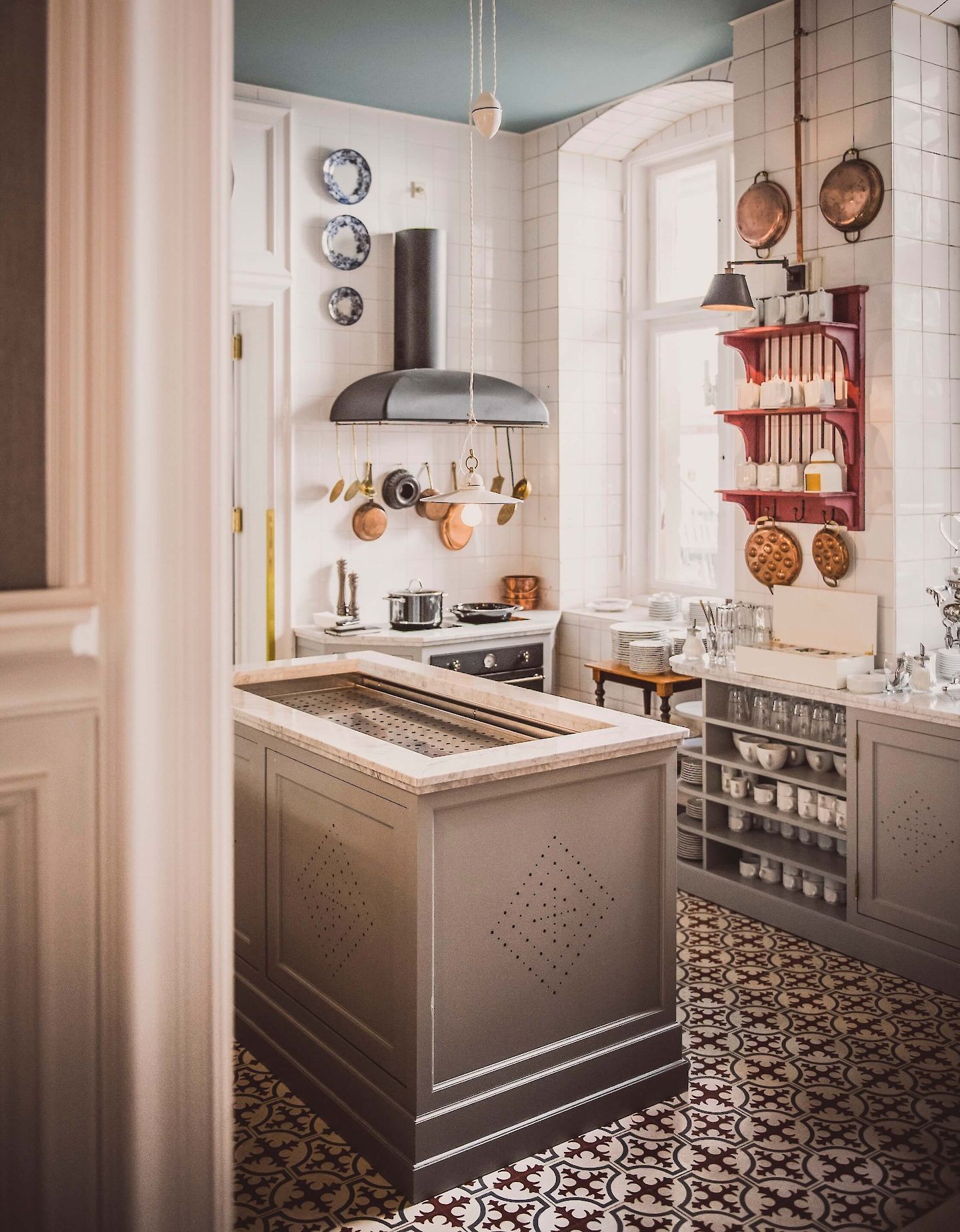 Henri Hotel Berlin Kurfurstendamm Aed 352 A E D 6 8 0