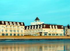 Nantasket Beach Resort - Hull - Building
