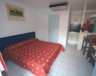 Hôtel La Maison Créole - Le Gosier - Makuuhuone