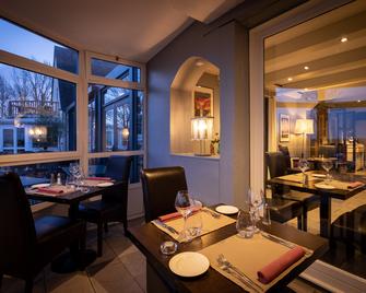 Les Terrasses de Saumur Hotel & Spa - Saumur - Restoran
