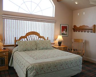 Hi-Lo Motel, Cafe and RV Park Mount Shasta Area - Weed - Ložnice