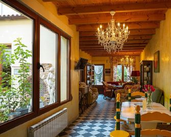 Beautiful Alamedas - el arte de descansar entre jardines y viñedos - Castronuño - Restaurant