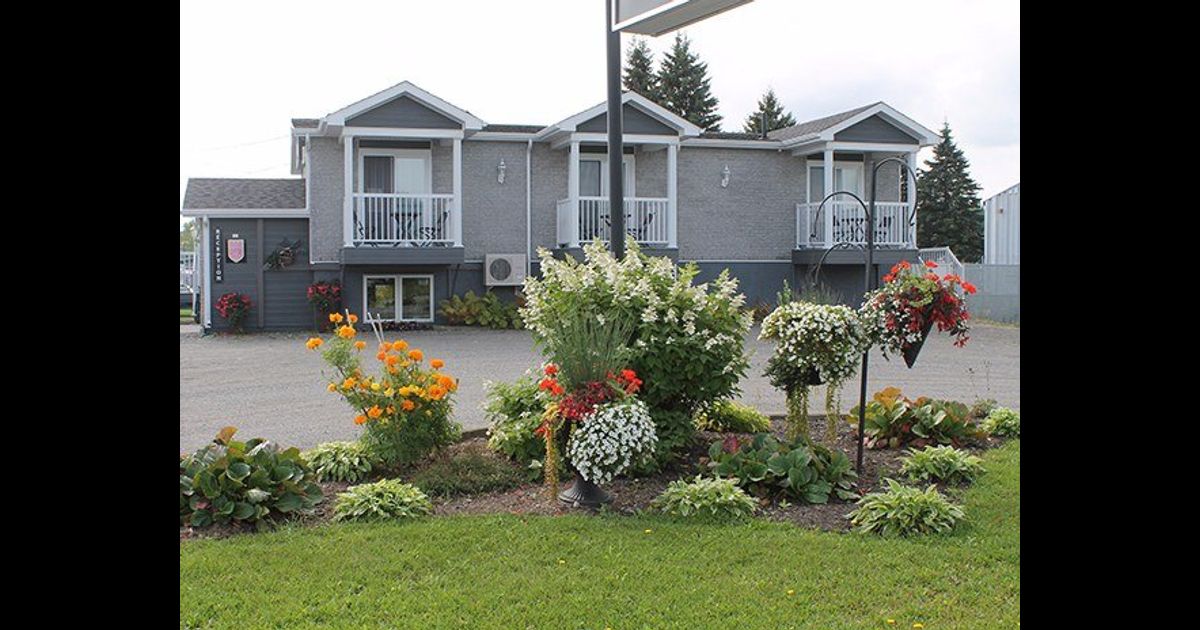 Motel Iris in LebelsurQuévillon, Canada from 0 Deals, Reviews