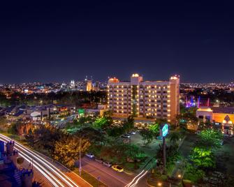 Hotel Lucerna Culiacan - Culiacán - Edificio