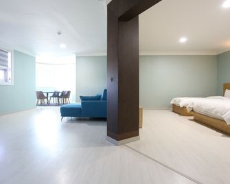 Mgm Hotel - Gangneung - Servicio de la habitación