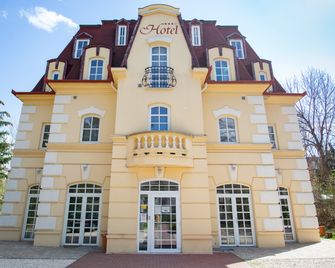 Walzer Hotel - Budapest - Building