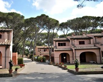 Residence I Tusci - Scarlino - Building