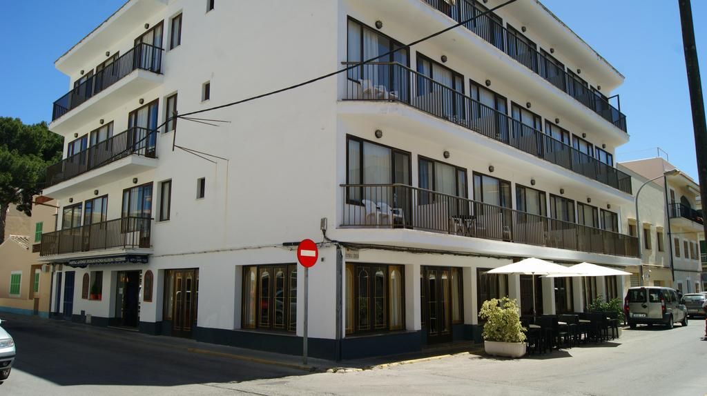 Hostal Alfonso - Cala Ratjada - Building
