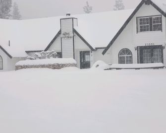 Alhatti Christian Resort - Idyllwild - Gebäude