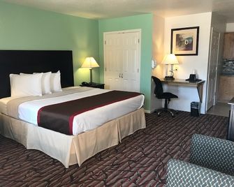 High Five Inn By OYO Killeen - קילין - חדר שינה