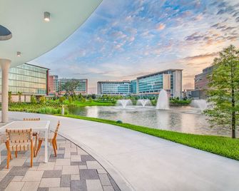 Hotel Eleo at the University of Florida - Gainesville - Patio