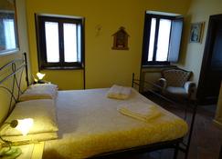 Agriturismo Olivastrella - San Venanzo - Bedroom