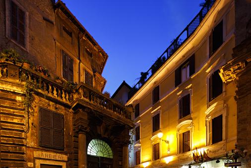 Hotel Portoghesi - Rome - Building