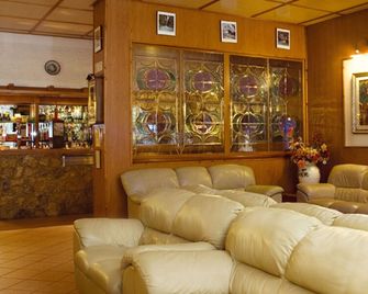 Hotel Bamby - Pescasseroli - Lounge