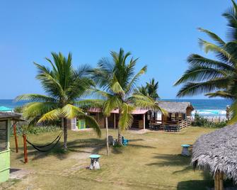 La Gondola Hosteria - Montañita (Guayas) - Balcón