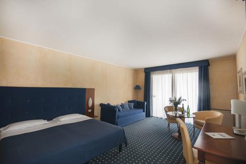 Hotel Villa Maria - Desenzano del Garda - Bedroom