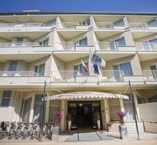 Grand Hotel