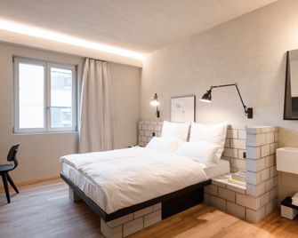 B5 Boutique & Design Hotel - Digital Check in - Adults Only - לוג'אנו - חדר שינה