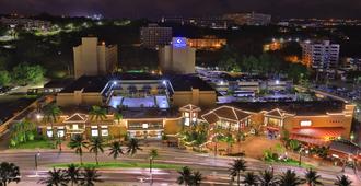 Guam Plaza Resort & Spa - Τάμουνινγκ - Κτίριο