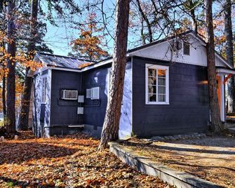 The Wanderoo Lodge - Eureka Springs - Edificio