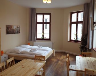 Gästehaus Innfernow - Fürstenberg/Havel - Schlafzimmer