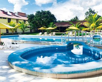Hotel Laguna Azul - Sauce - Pool