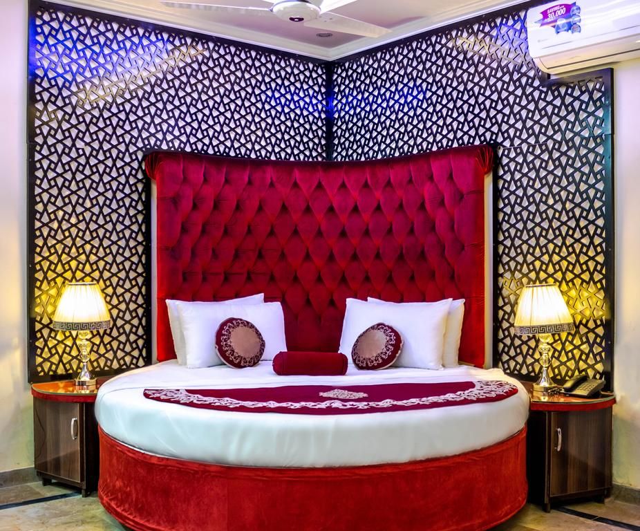 Rose Palace Hotel, Gulberg