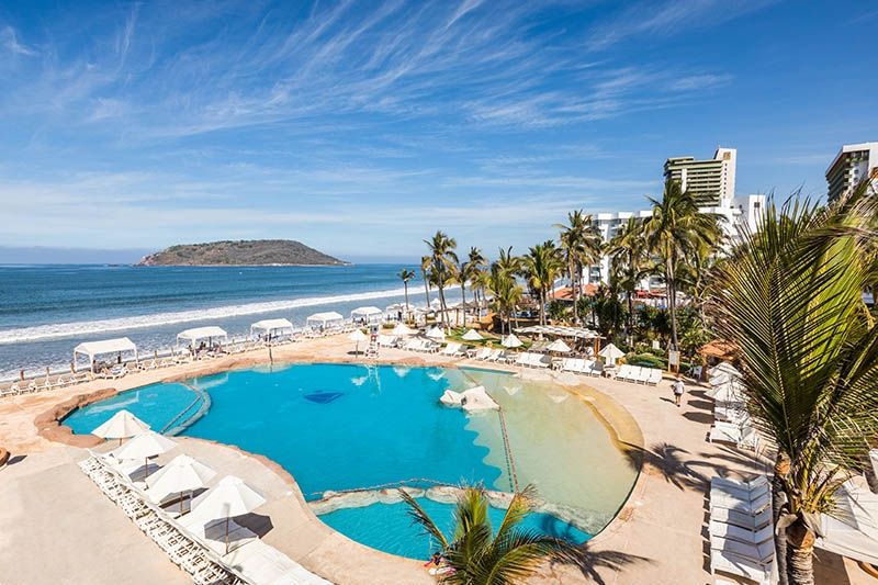 Costa de Oro Beach Hotel - Mazatlán - Pool