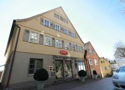 Reinhardts Hotel & Automobilia - Bietigheim-Bissingen - Building