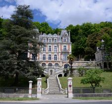 Art Hotel Tours
