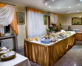 Zaleze - Katowice - Buffet