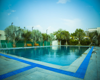 Hotel Anantaragreens - Deesa - Pool