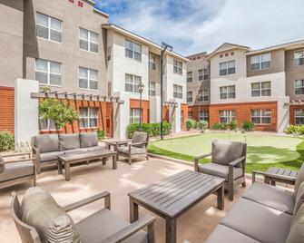 Residence Inn by Marriott Scottsdale North - Scottsdale - Patio