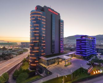 Sheraton Bursa Hotel - Bursa - בניין