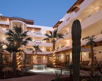 Hotel Santa Fe Loreto by Villa Group - Loreto (Baja California Sur) - Edificio