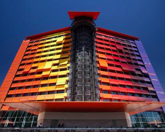 Hotel Puerta América - Madrid - Edificio