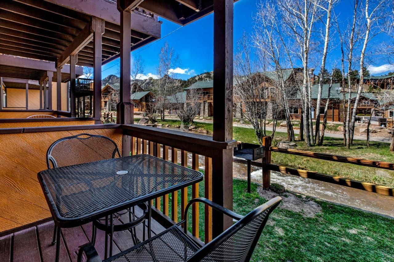 Murphy's River Lodge - אסטס פארק - מרפסת