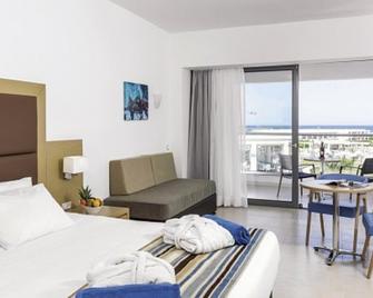 Sentido Asterias Beach Resort - Afántou - Bedroom