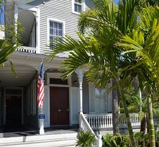 Kimpton Winslow's Bungalows