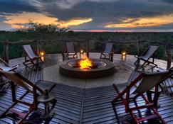 Makumu Private Game Lodge - Kruger National Park - Balcón