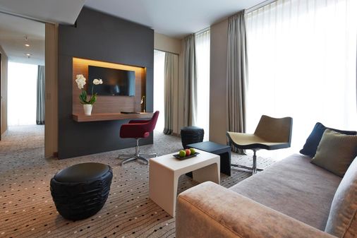 Steigenberger Hotel Am Kanzleramt - Berlin - Ruang tamu