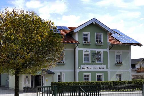 Das Grüne Hotel Zur Post - 100 % Bio - Salzburg - Building