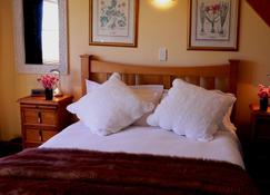 Kamahi Cottage - Waitomo - Bedroom