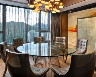 Crowne Plaza Hong Kong Kowloon East By IHG - Hong Kong - Meeting room
